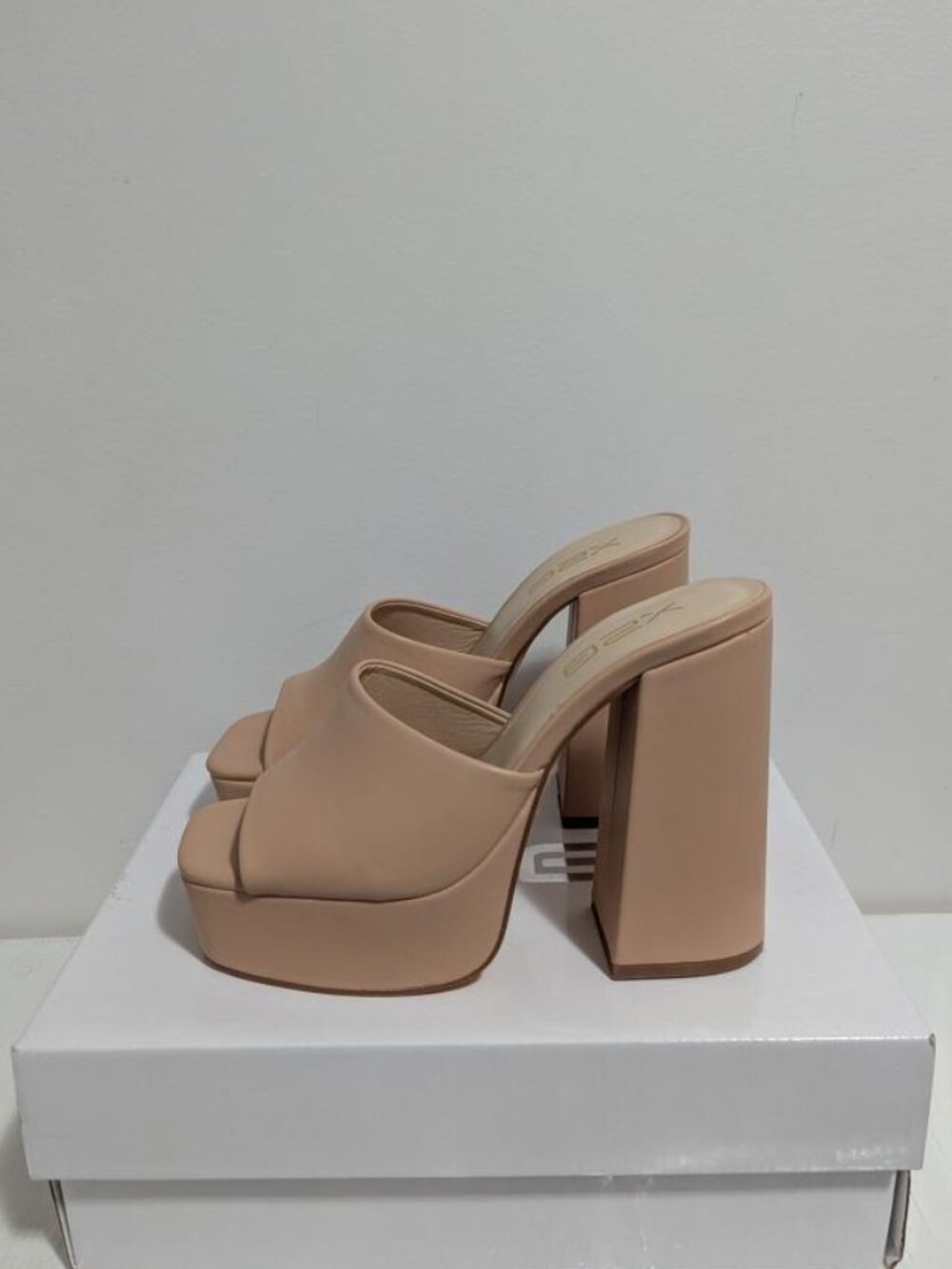 ✨ X2B Nude Platform Mule Heels | Size 7 | Like New ✨